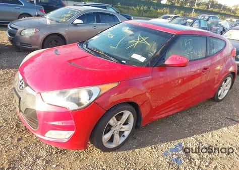 2014 Hyundai Veloster Base W/Black z USA, uszkodzony, nr VIN KMHTC6AD1EU192968